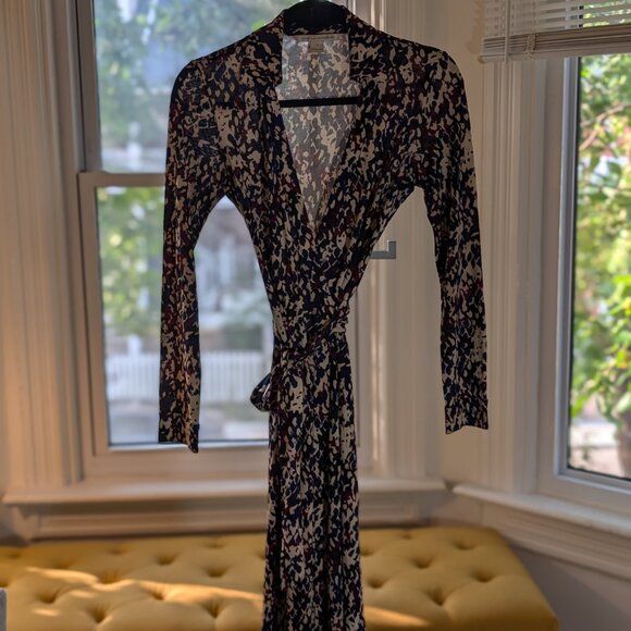 Diane Von Furstenberg Wrap Dress - Picture 1 of 7